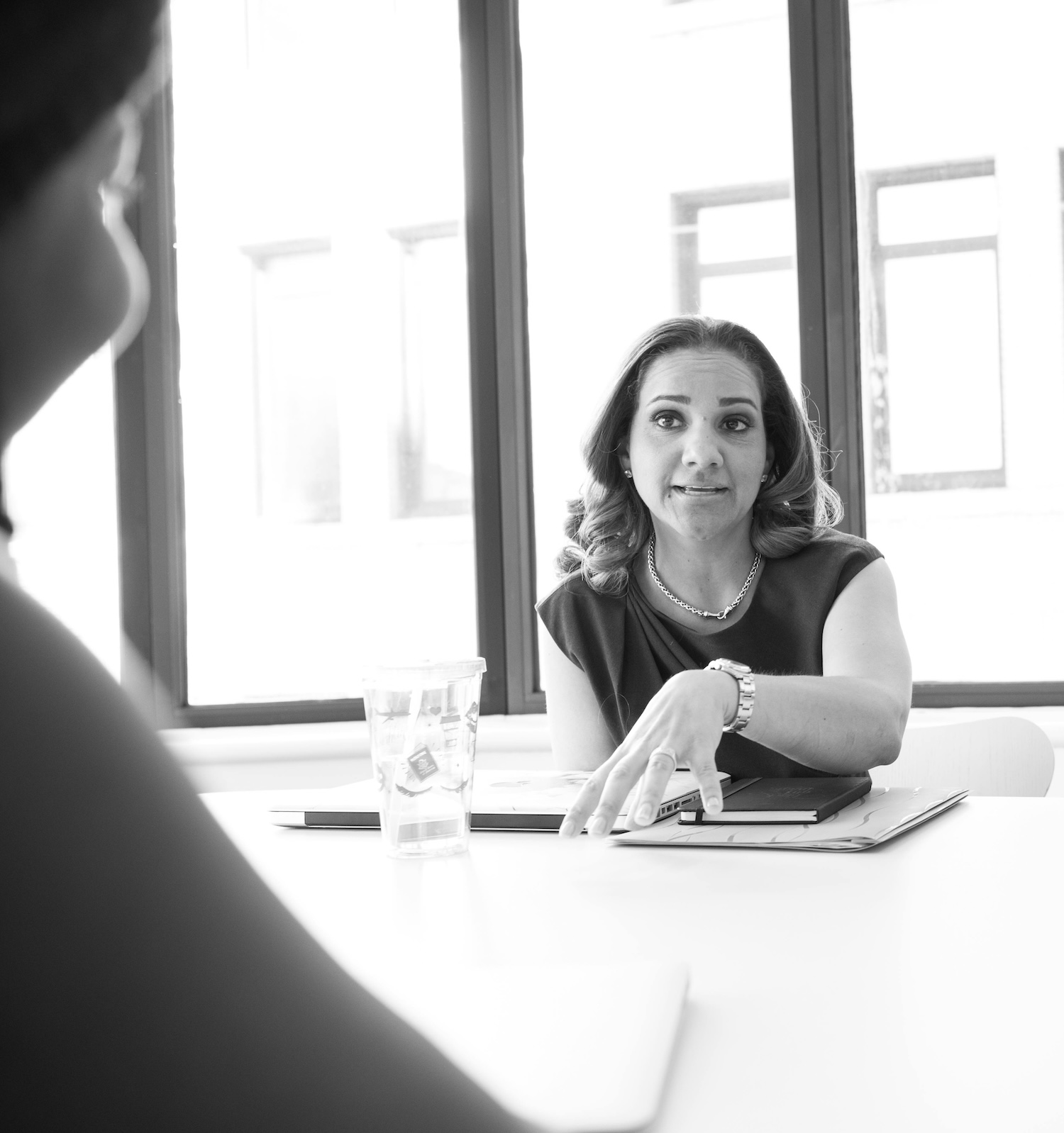 entretiens qualitatifs avec des représentants de ton audience linkedin.